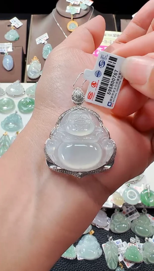 【闪购商品】翡翠吊坠(不含链)18K金镶嵌佛公吊坠767