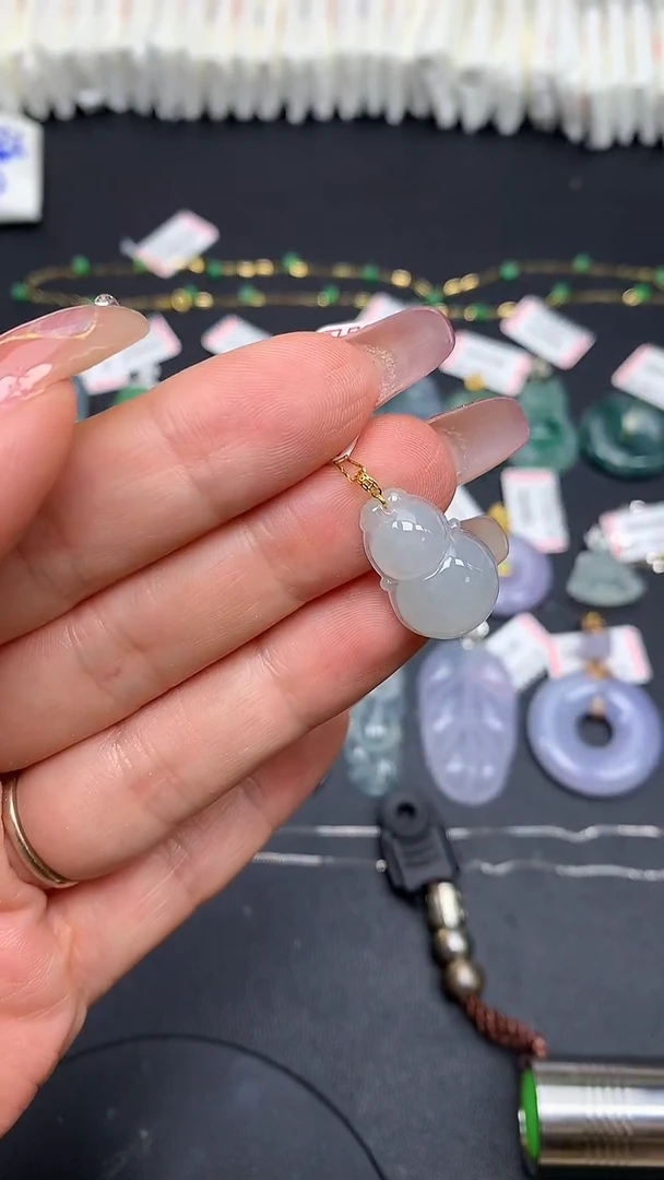 翡翠18K金镶嵌吊坠(不含链)MS193306