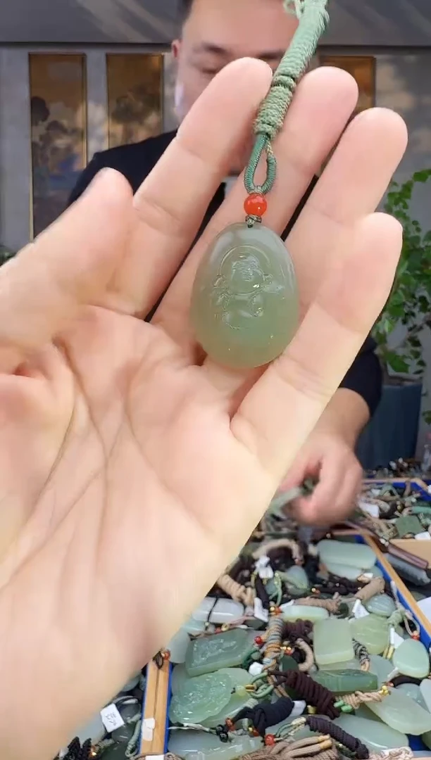 未镶嵌和田玉挂件拍一发一