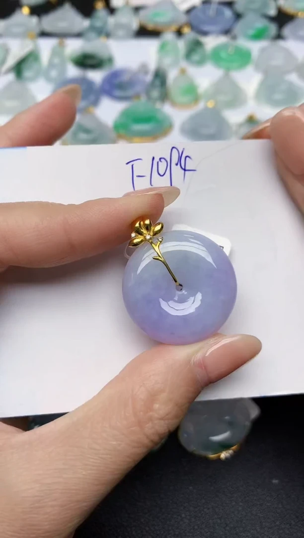 颈饰18K金镶嵌翡翠 天然缅甸A货翡翠百元以上9元证书费自理