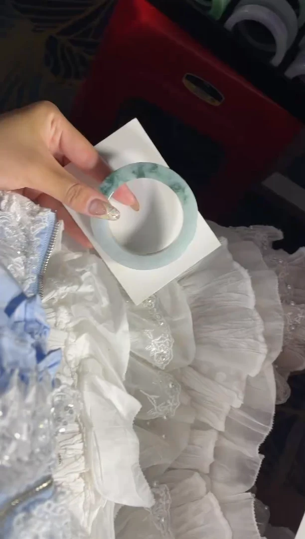 定制翡翠手镯未镶嵌飘花SZDZ221/DZS