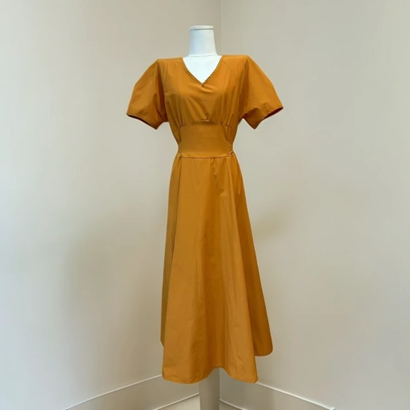 7906-1露背连衣裙女款时尚百搭简约显瘦连衣裙