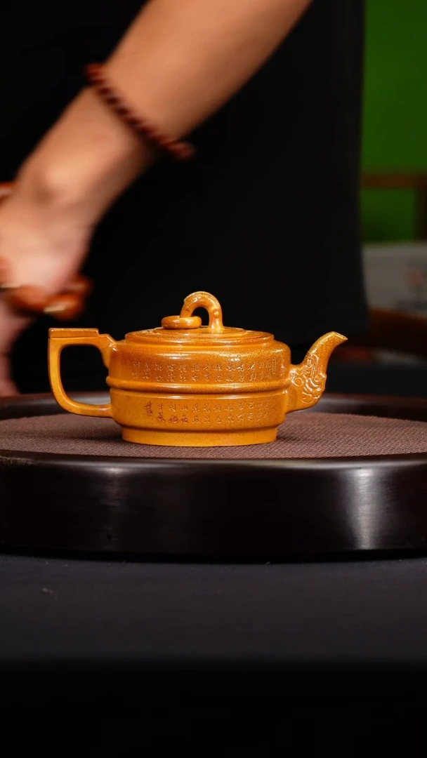 茶壶紫砂汲玉