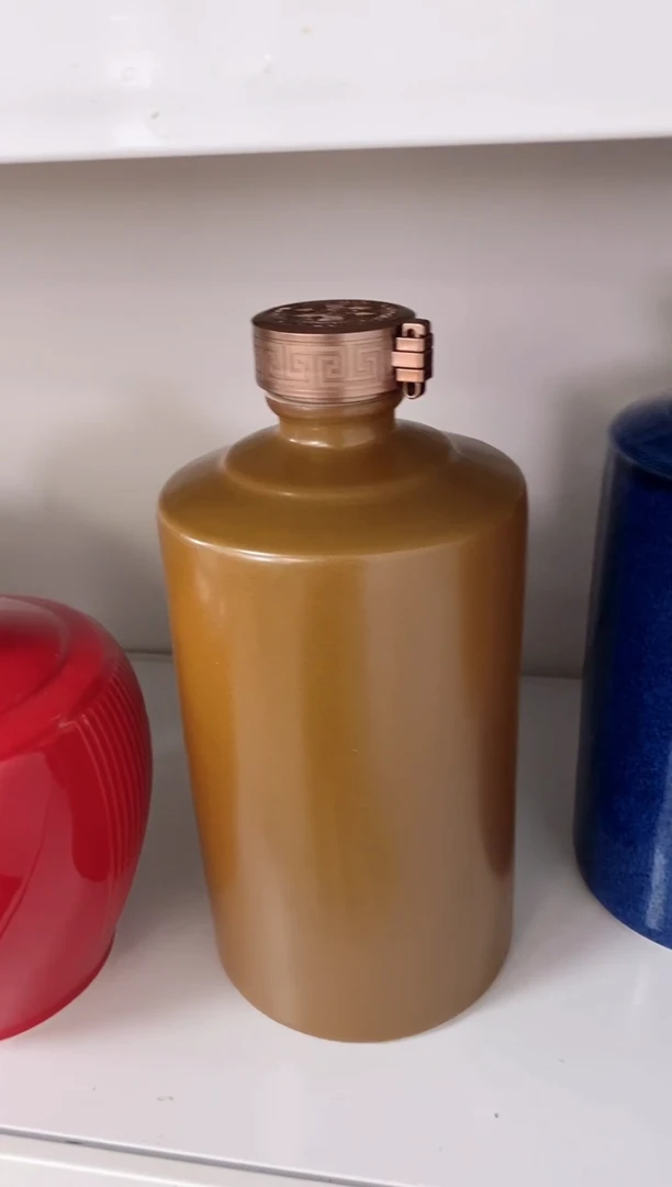 泥满堂陶瓷5斤铁黄直筒微瑕不支持退换