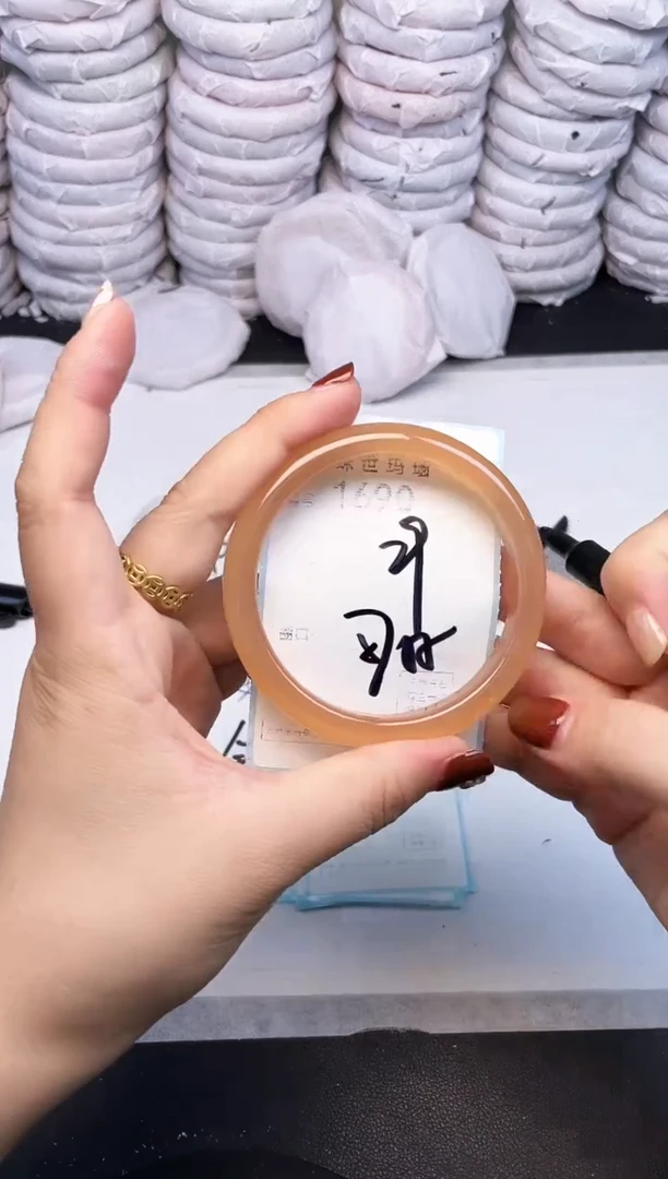 手镯玛瑙/玉髓未镶嵌1691