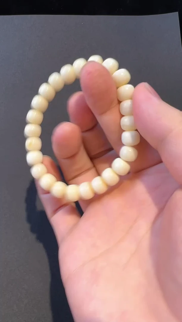 【闪购商品】蜜蜡手串未镶嵌9+单圈