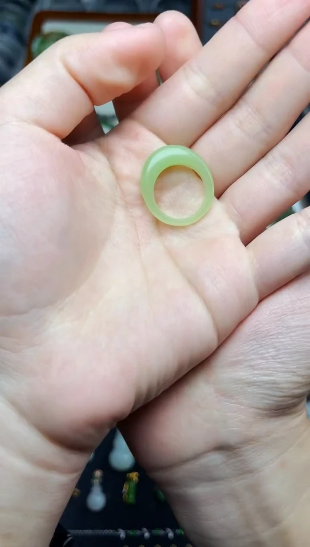 未镶嵌戒指和田玉17mm戒圈06