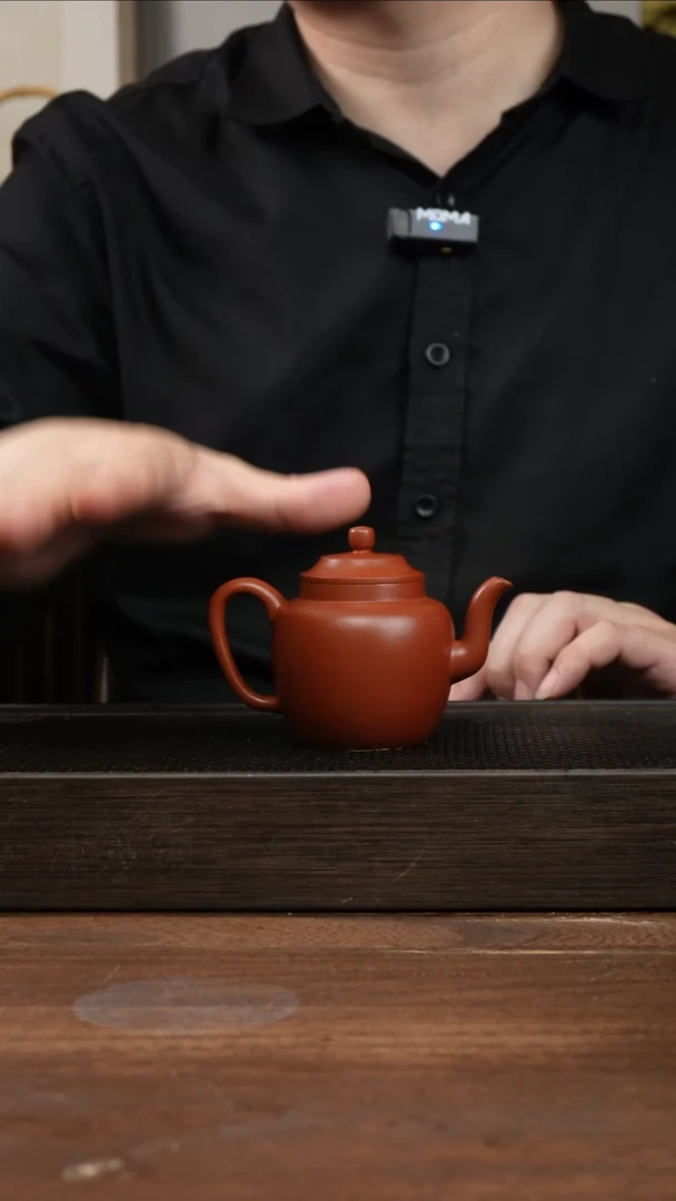 茶杯紫砂风**塘朱泥笠帽宫灯      170CC