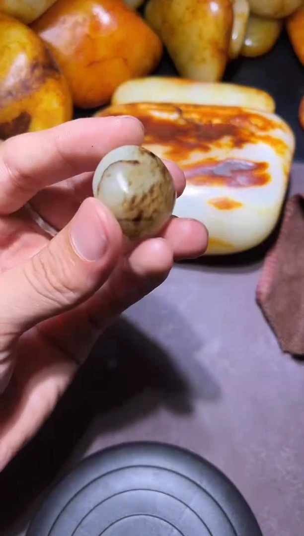 和田玉（子料）未镶嵌挂件YL-WW-5.25-124多样性发货