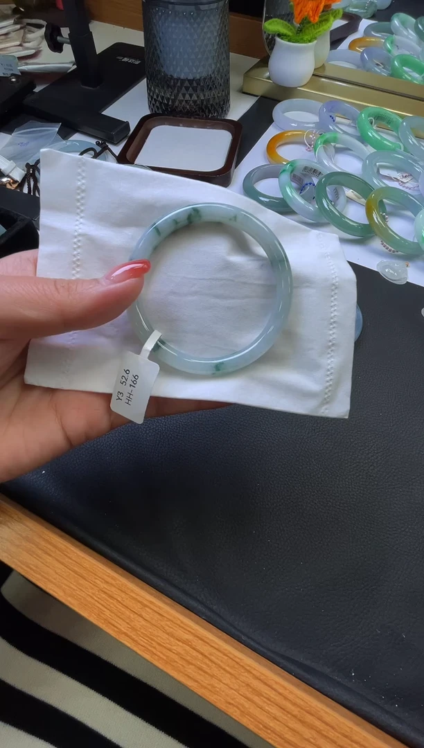 未镶嵌手镯翡翠A货翡翠13