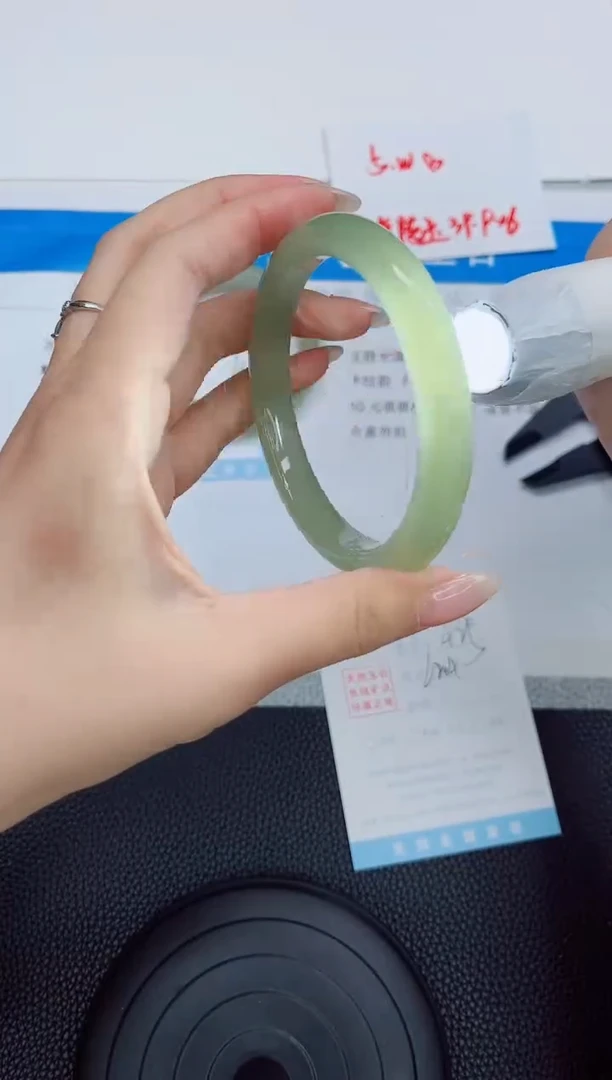 石英质玉手镯未镶嵌425-62.4