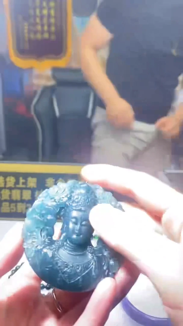 翡翠未镶嵌颈饰8.4天然翡翠A货016