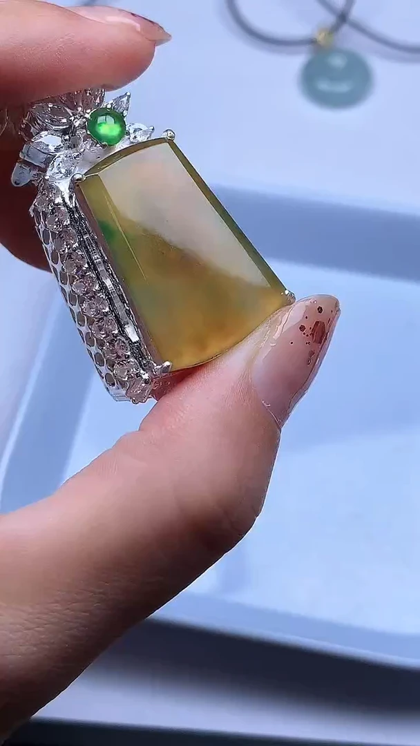 翡翠裸石A货一物一证