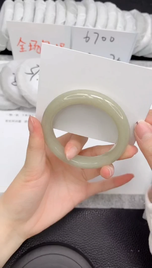 未镶嵌手镯石英质玉A38-56.5