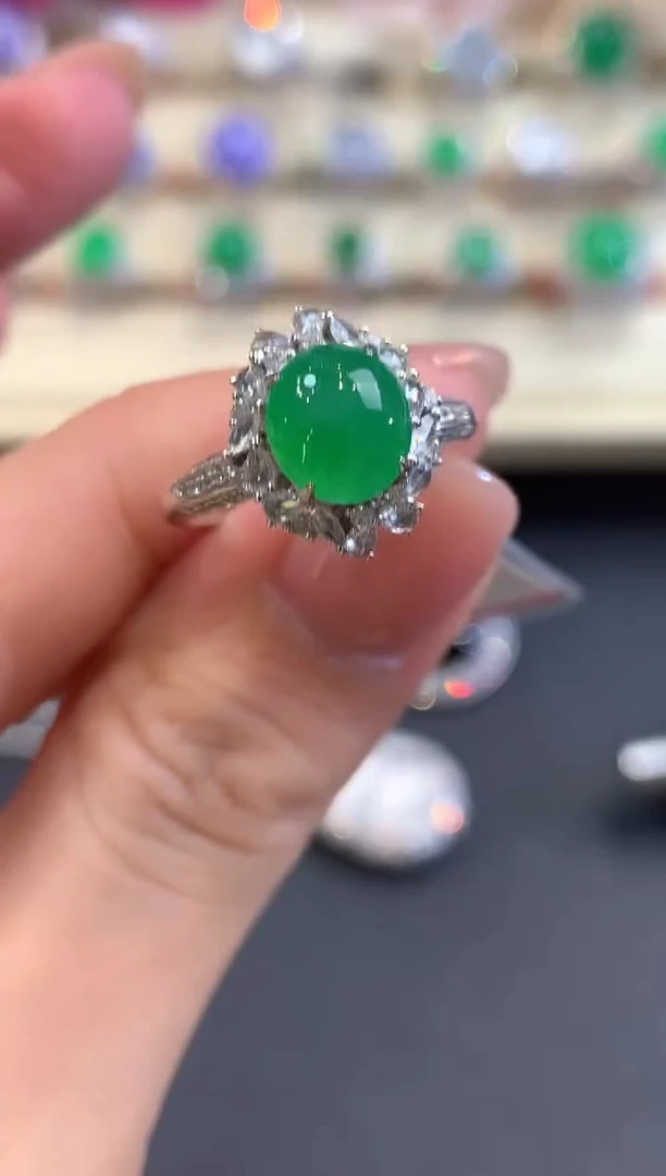 18K金镶嵌戒指翡翠a78