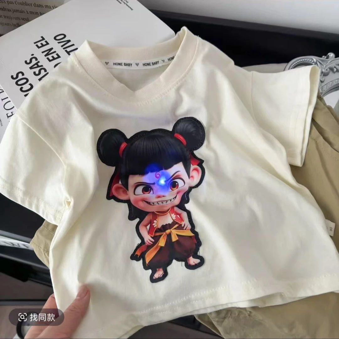 亮灯哪吒T恤~解锁叛逆的自我2025夏季新款男女童超酷闪耀短袖上衣