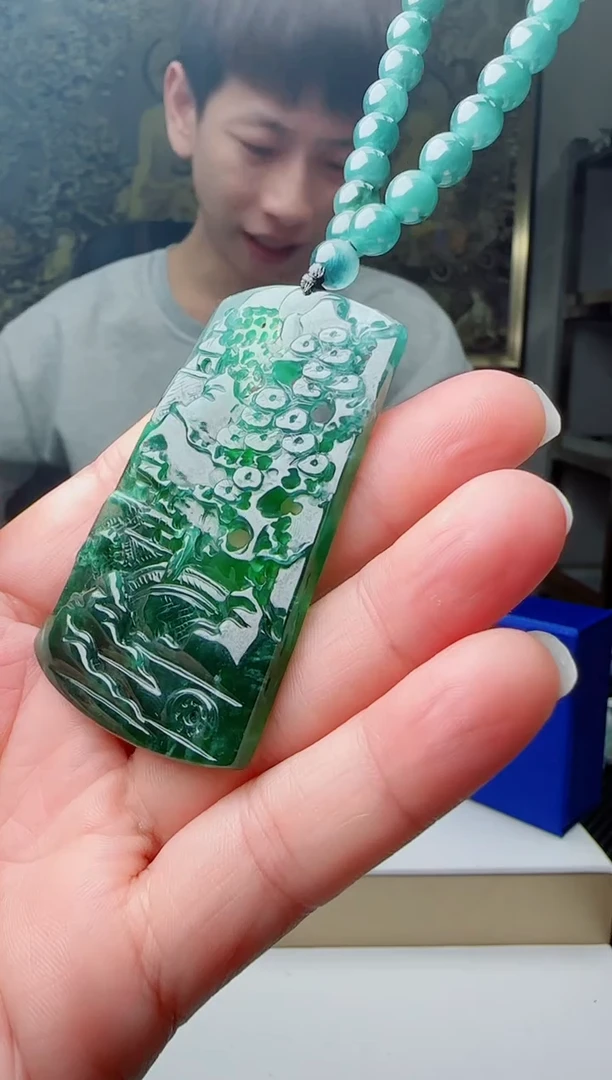 【闪购商品】翡翠颈饰未镶嵌多样性随机发其一