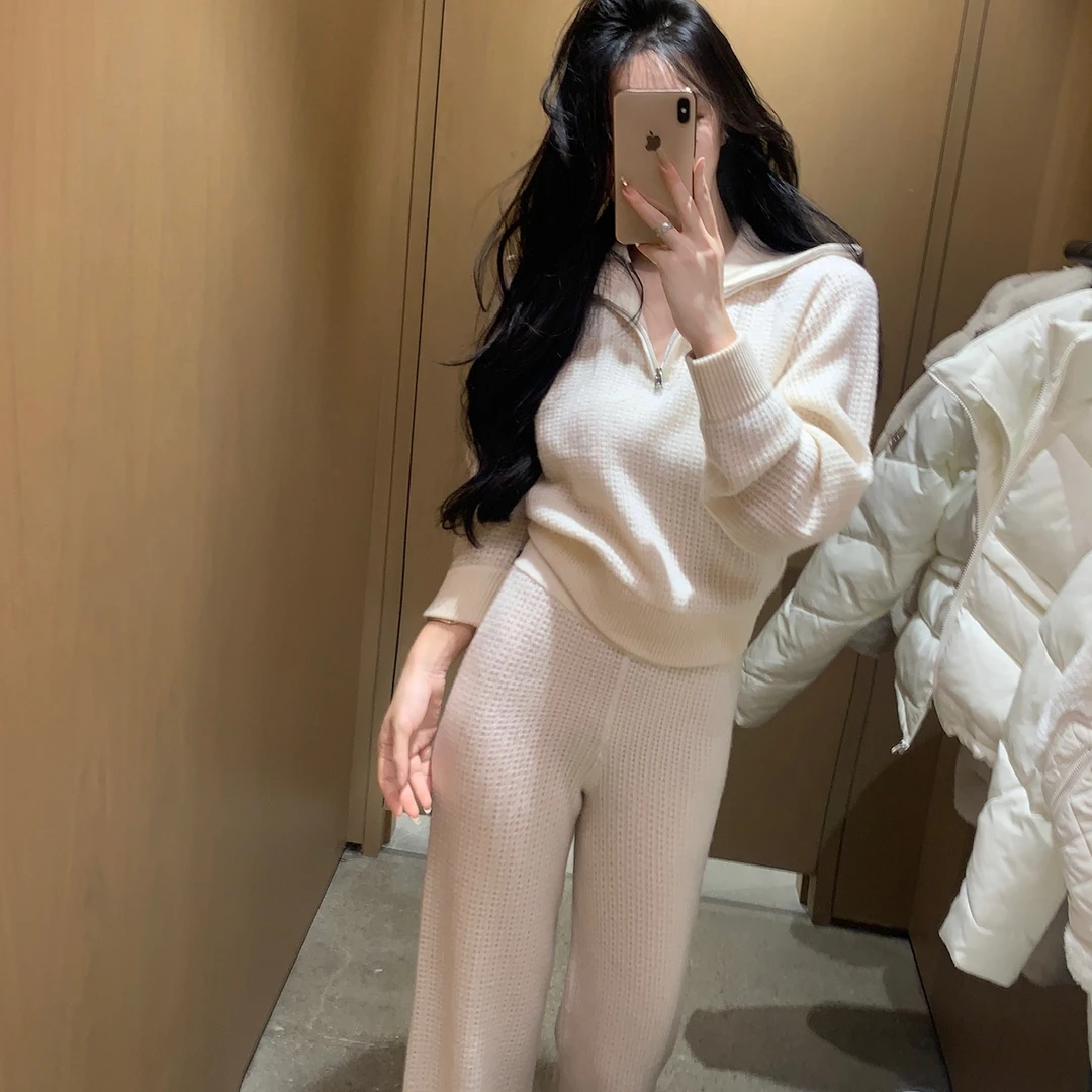 从一时刻【比弗利老钱】松弛感v领上衣气质百搭针织裤套装CY-94049