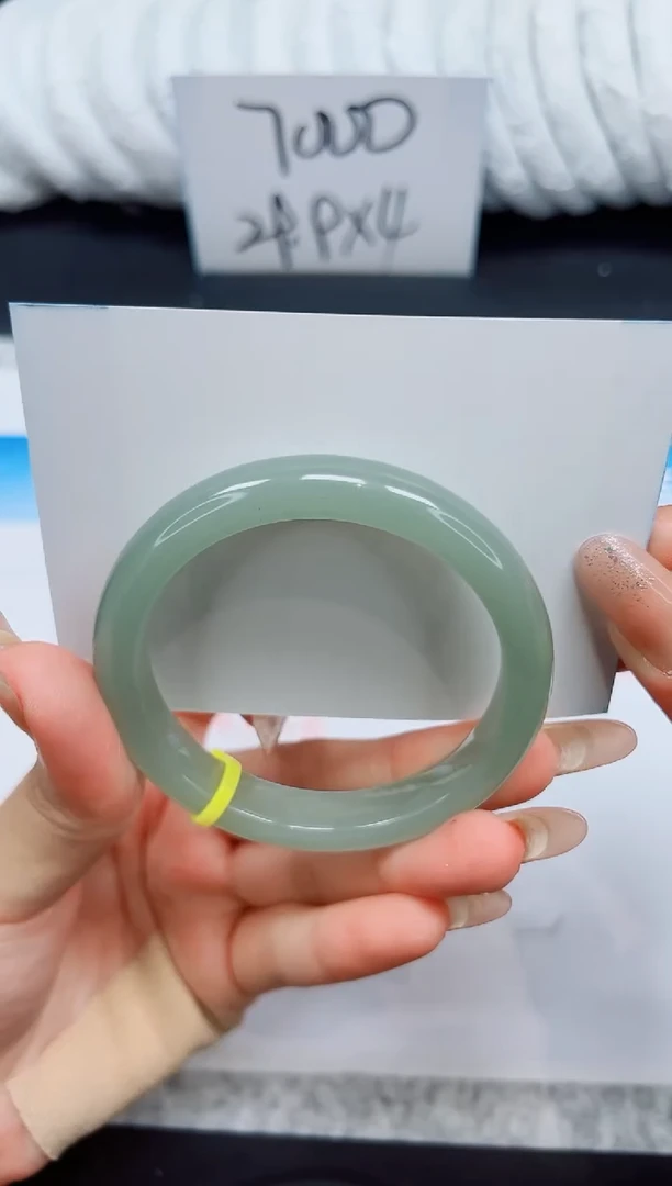 石英质玉手镯未镶嵌A108-56.6