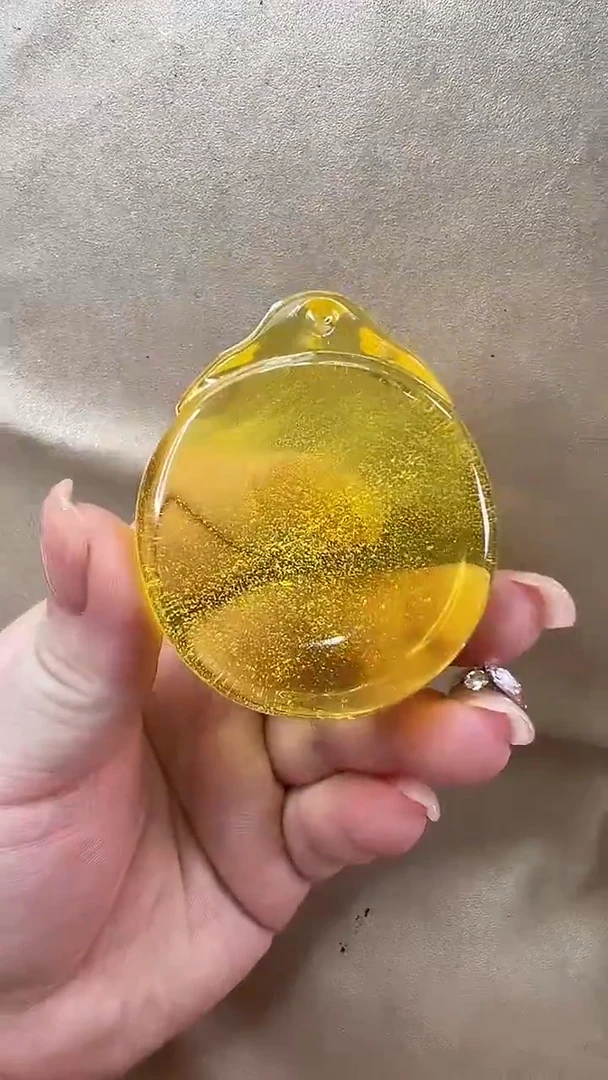 琥珀颈饰未镶嵌吊坠