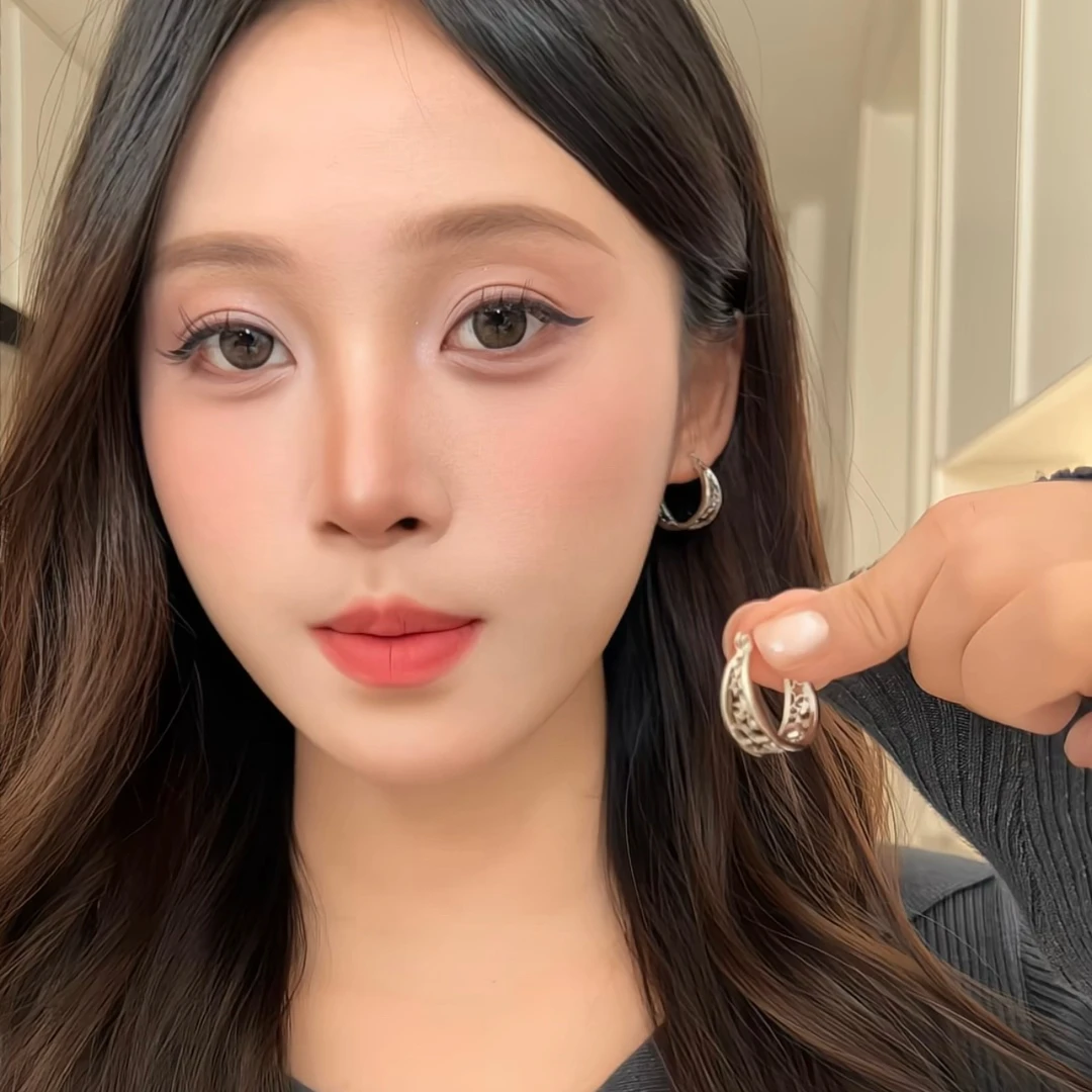 铜合金耳饰 日韩精致简约耳圈爆款时尚百搭高级感素圈耳环