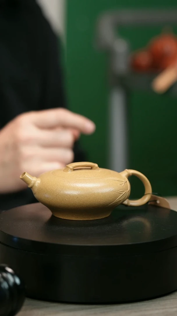 茶壶紫砂老*孩H2352陈春芬段泥竹灯