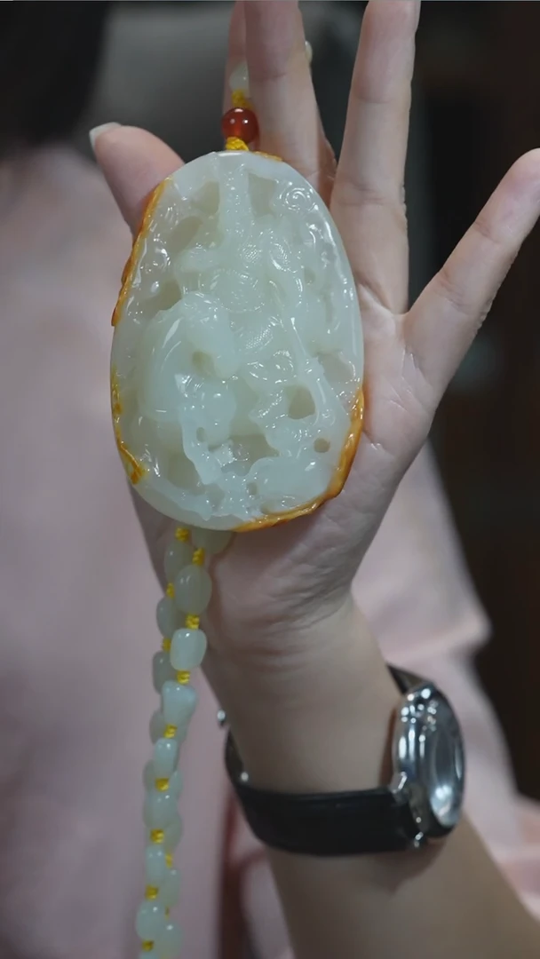 颈饰未镶嵌和田玉关公