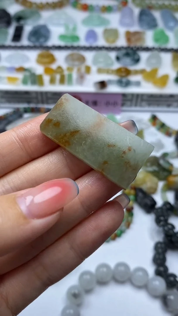 未镶嵌定制翡翠毛货定制不退不换