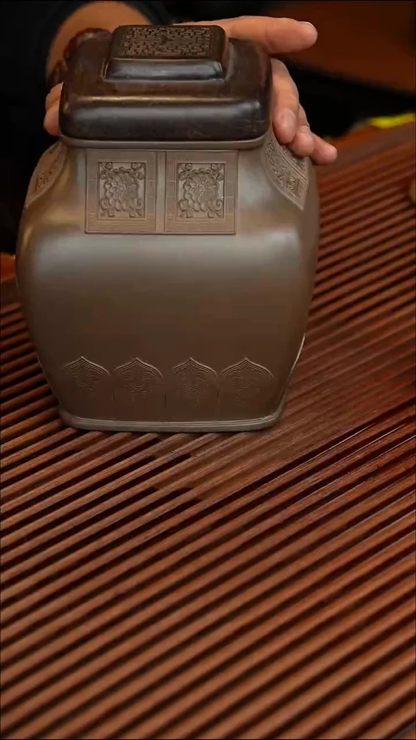 紫砂清宫遗韵紫砂茶叶罐