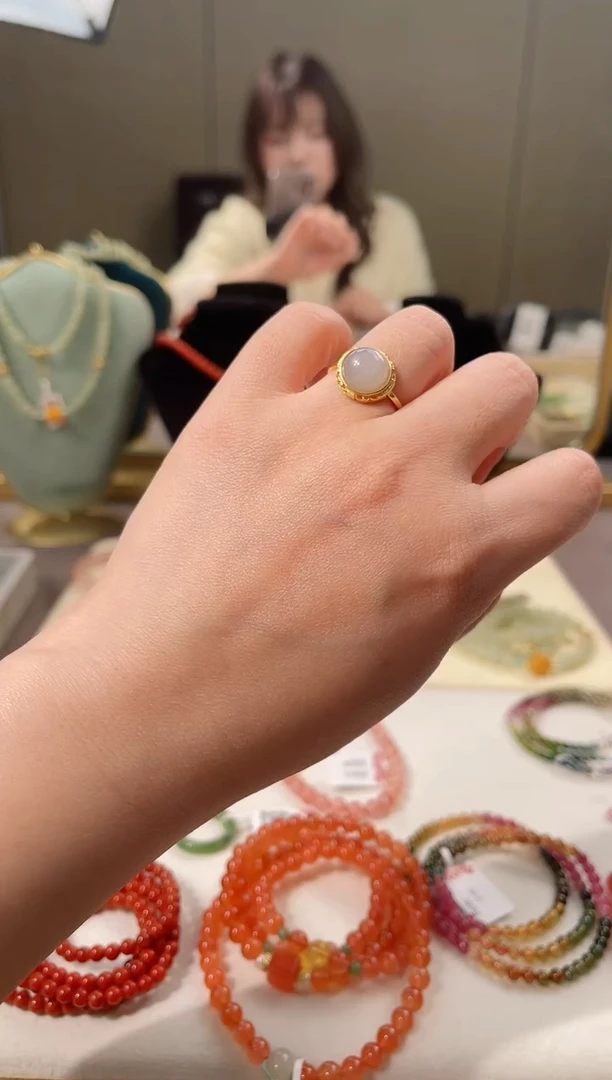 【闪购商品】和田玉戒指银S925镶嵌cs