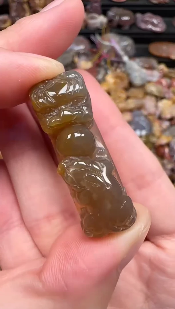 颈饰未镶嵌硅化珊瑚（珊瑚玉）128