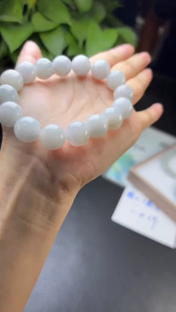 翡翠挂件未镶嵌发一件CH123