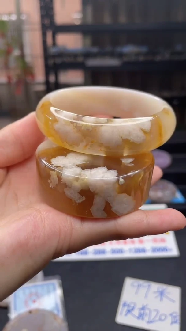 石英质玉手镯未镶嵌A144(56圈赠送镯心)