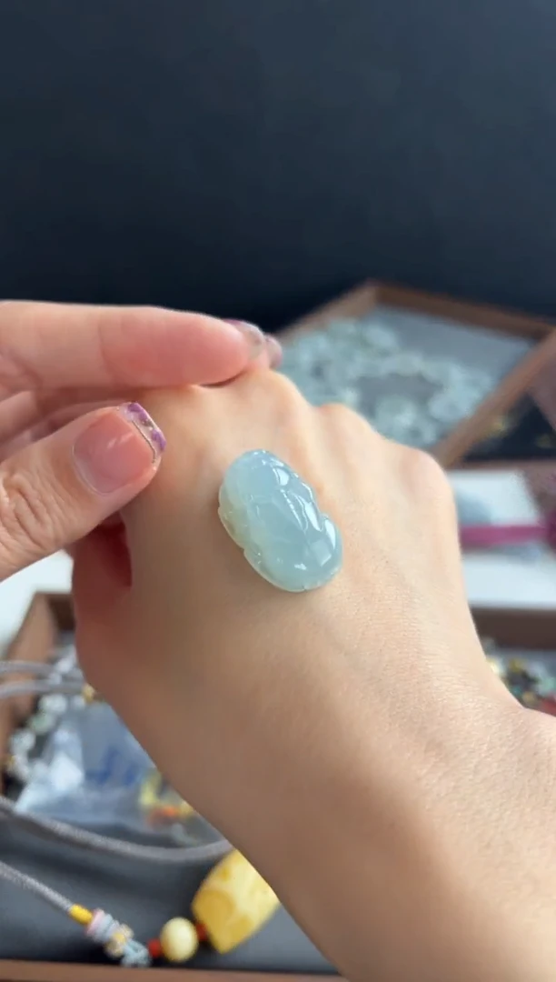 琥珀吊坠(赠链)未镶嵌611买断