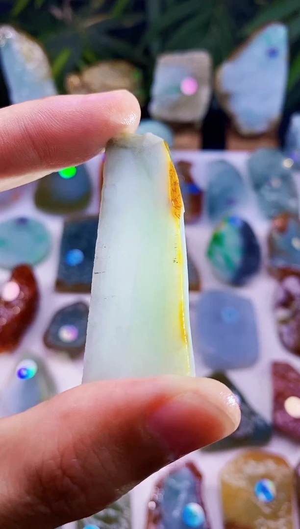 定制翡翠未镶嵌翡翠