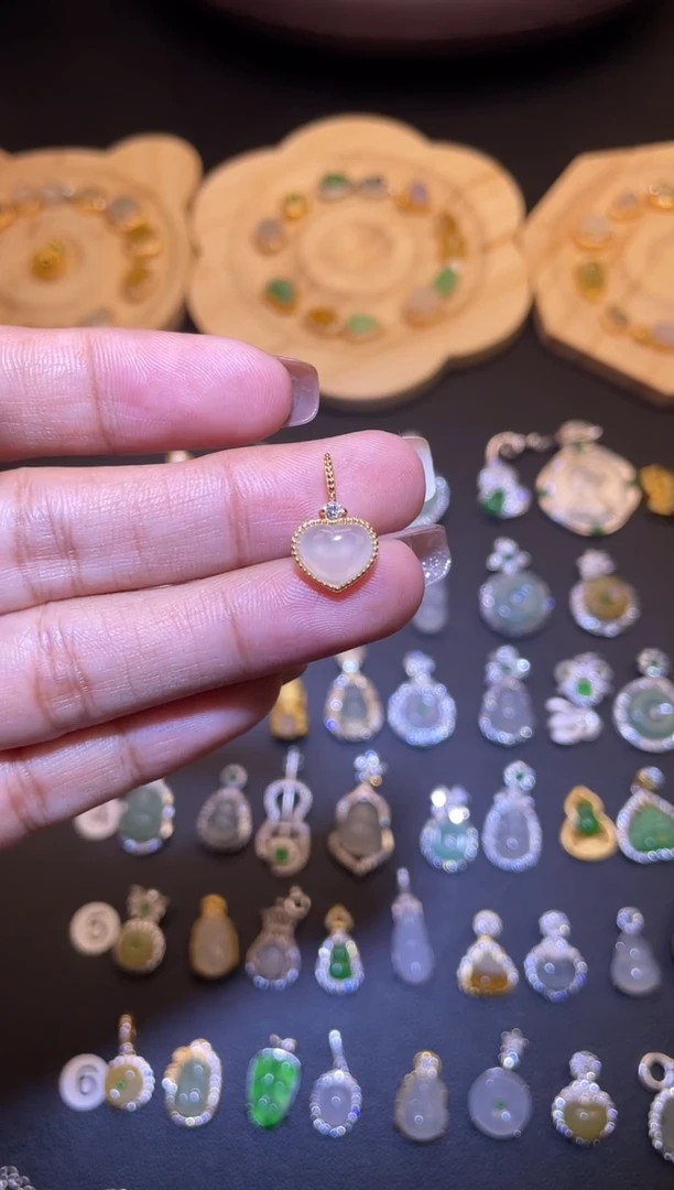 吊坠(不含链)银S925镶嵌翡翠1