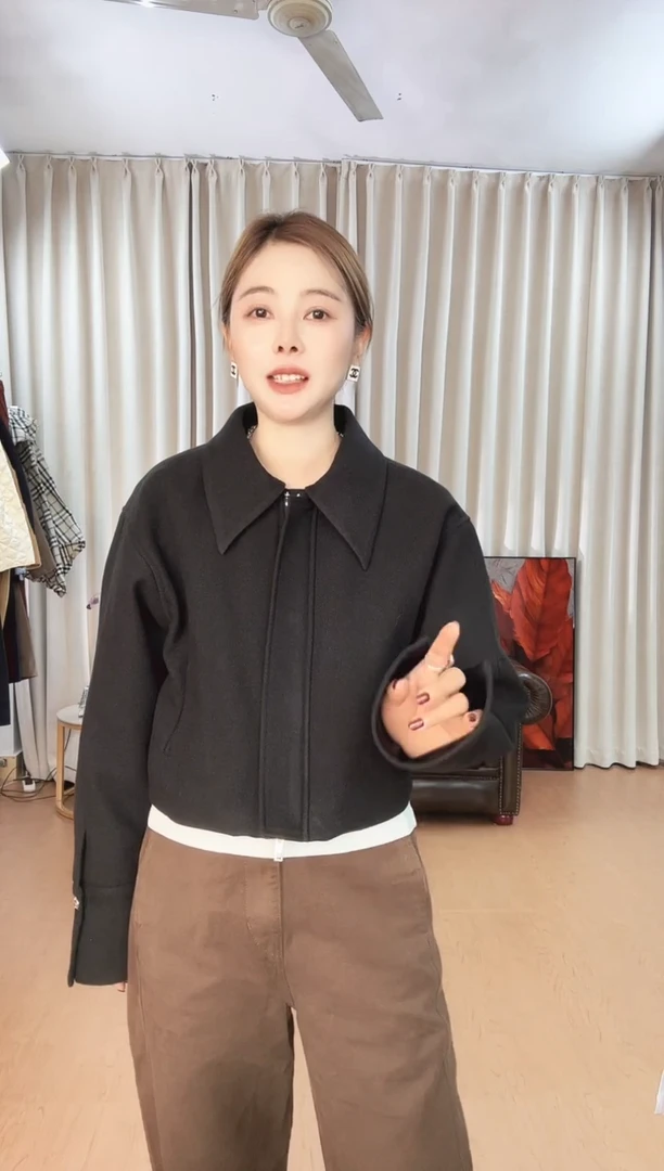 呢子短款黑色夹克外套m码