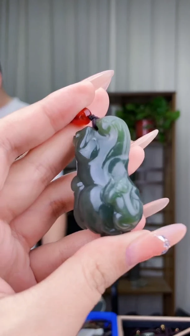 和田玉未镶嵌挂件拍一发一，多样性发货！