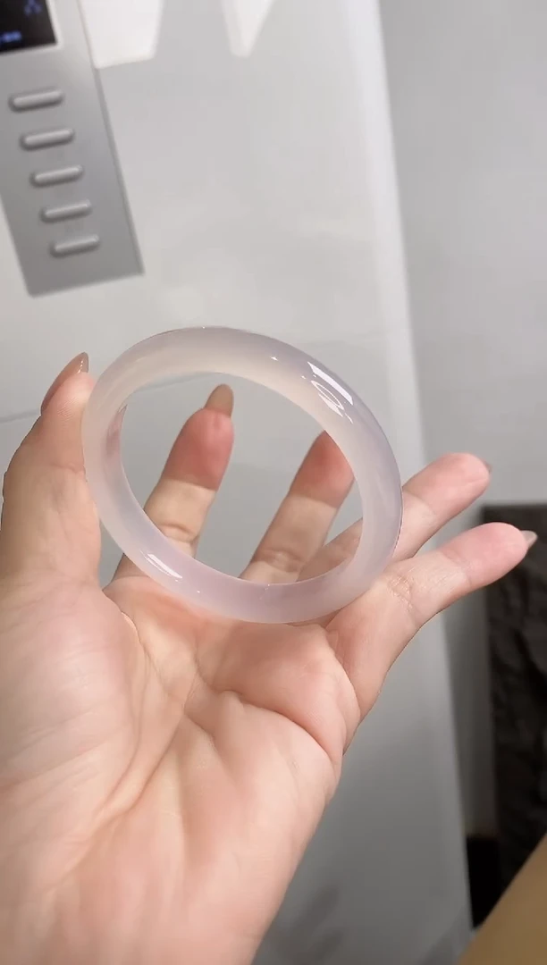 玛瑙/玉髓手镯未镶嵌52圈