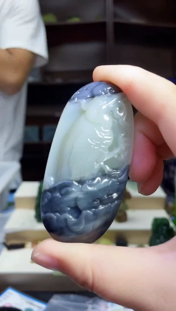 和田玉未镶嵌颈饰1