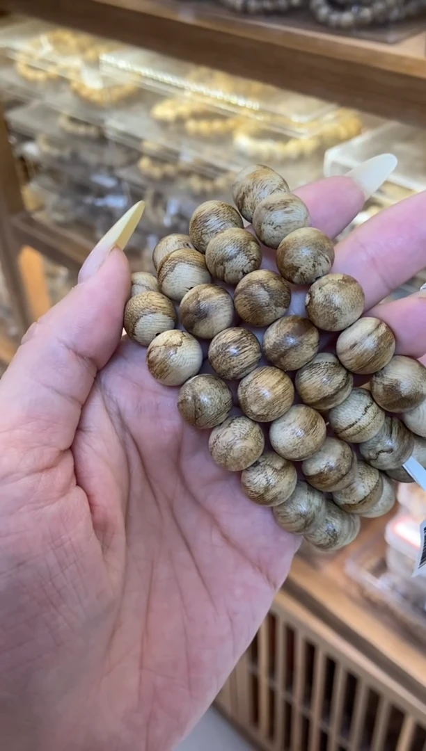 沉香手串达拉干圆珠单圈1.3虎斑虫漏多样性发其一