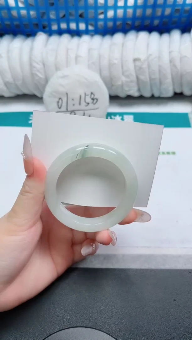 石英质玉手镯未镶嵌23-53.3