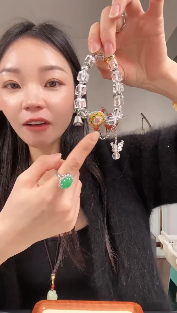 【闪购商品】琥珀颈饰未镶嵌A38AAAAAAA