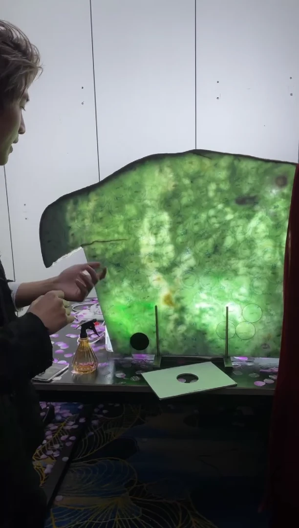 【闪购商品】定制翡翠手镯未镶嵌SZWJFC01DZS