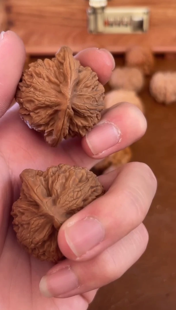 吊坠文玩核桃40全品宫灯