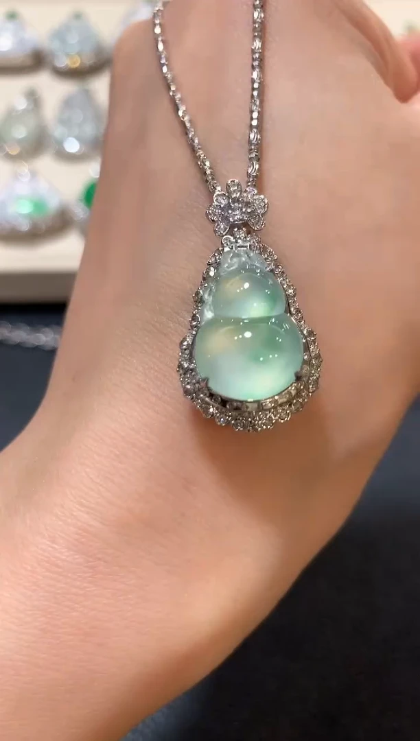 吊坠(不含链)18K金镶嵌翡翠n21