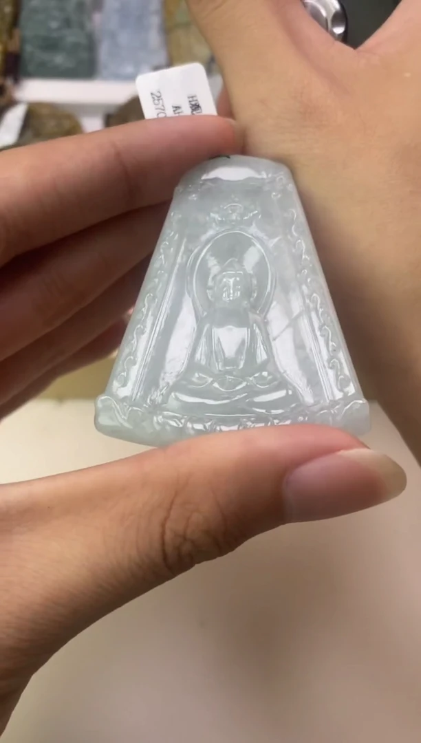 翡翠未镶嵌颈饰天然翡翠