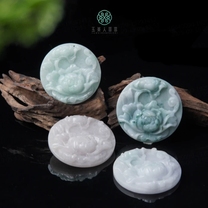 石惑珠宝~翡翠圆牌牡丹花吊坠约54mm/多样性发一