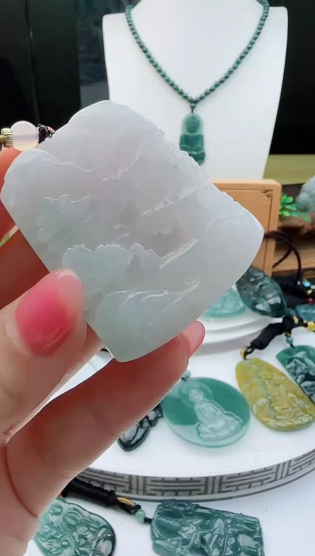 【闪购商品】翡翠颈饰未镶嵌11111111