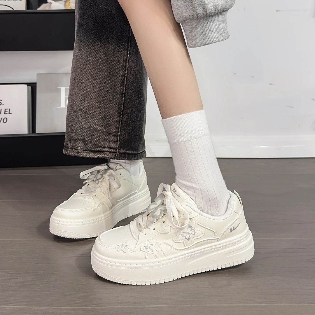 回力厚底蝴蝶板鞋女2026新款时尚黑白学生鞋子韩版百搭休闲小白鞋